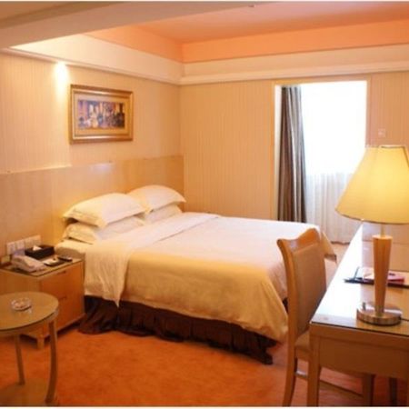 Vienna Grand Theater Branch Otel Shenzhen Dış mekan fotoğraf
